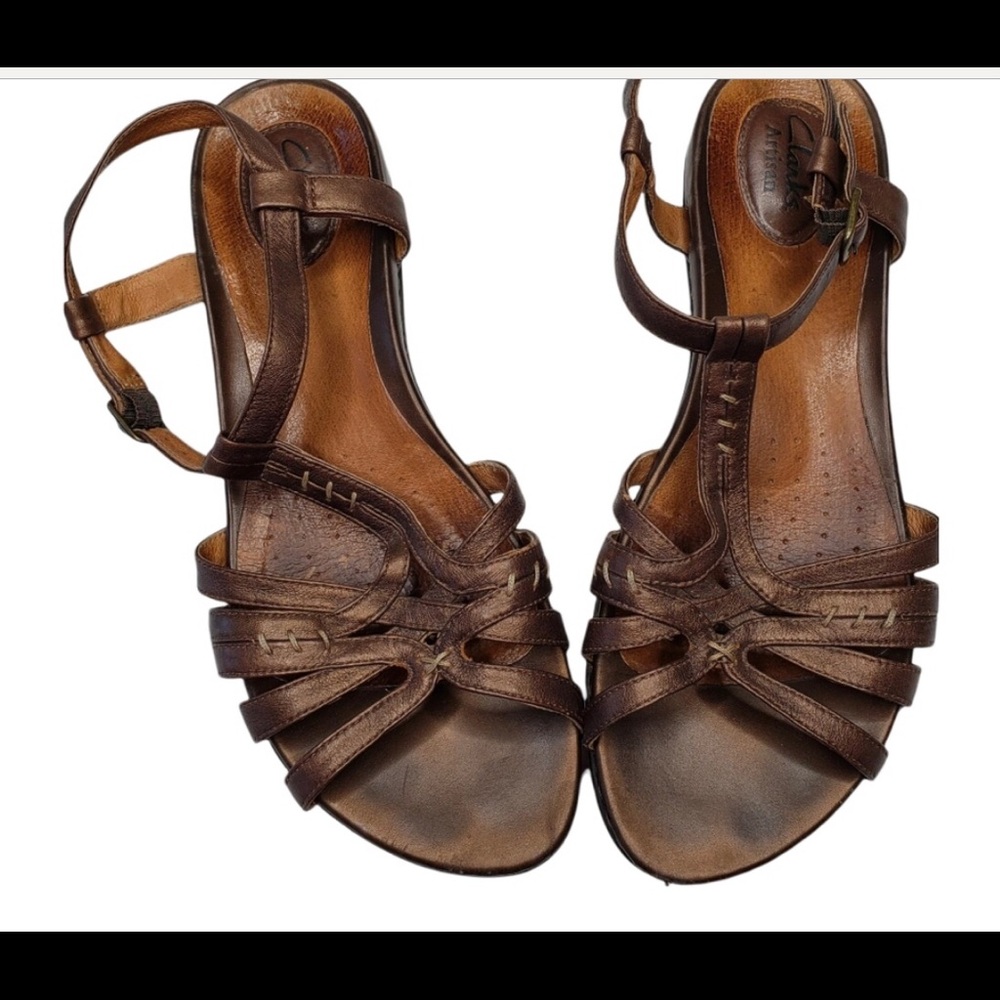 Clarks | Metallic Bronze Leather Strappy Flat Comfort Casual Sandals Women's 9.5